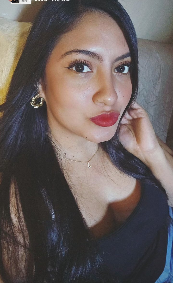 Latina Glenda hanno geniale TITS (no nudo) 29