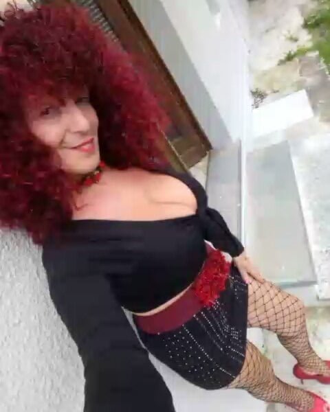 Maduras elegantes y sexys. 17