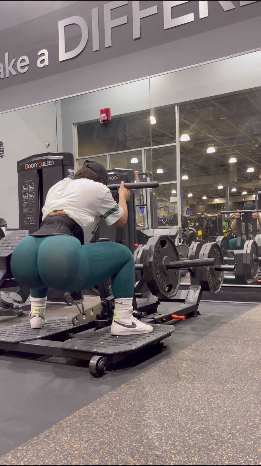 Her Look Will Leave You Speechless—Pure Lust 7