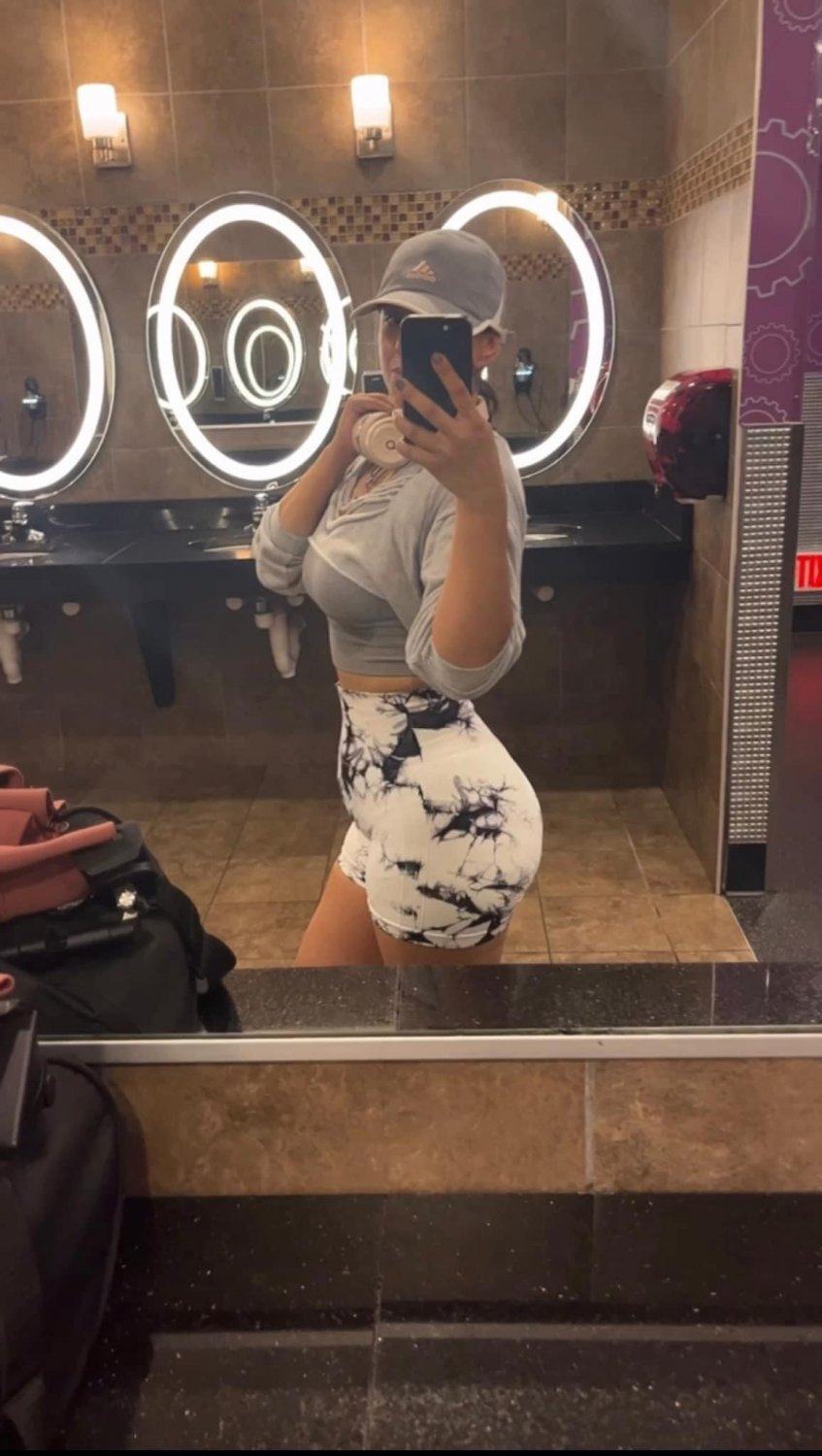 Instagram Baddie Daisy Morelos 🔥🍑So Phat! 13