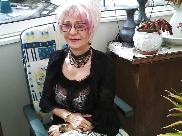 Maduras elegantes y sexys two. 32