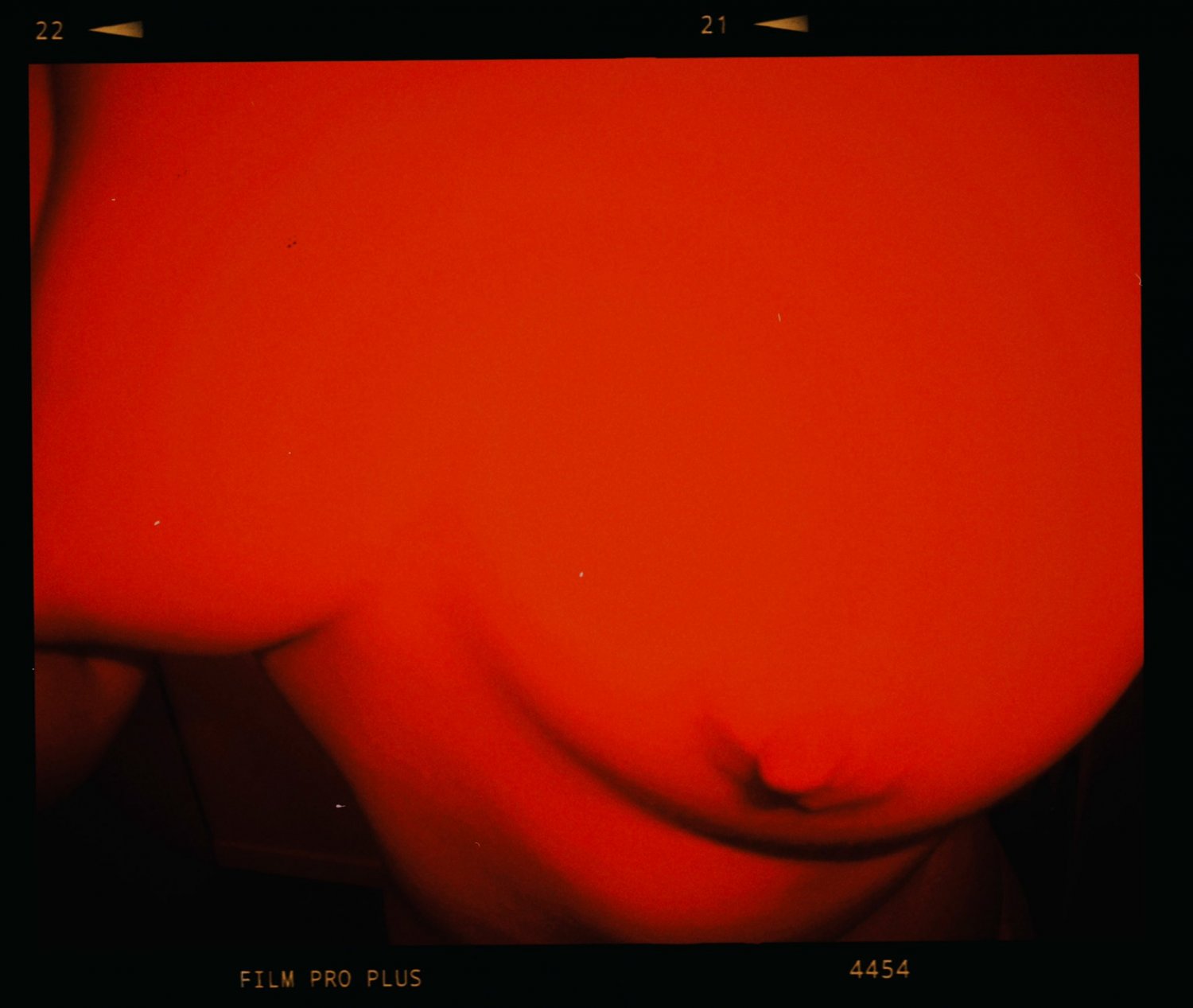 Sexy Chinese Babe Strips And Smiles For The Cam 31