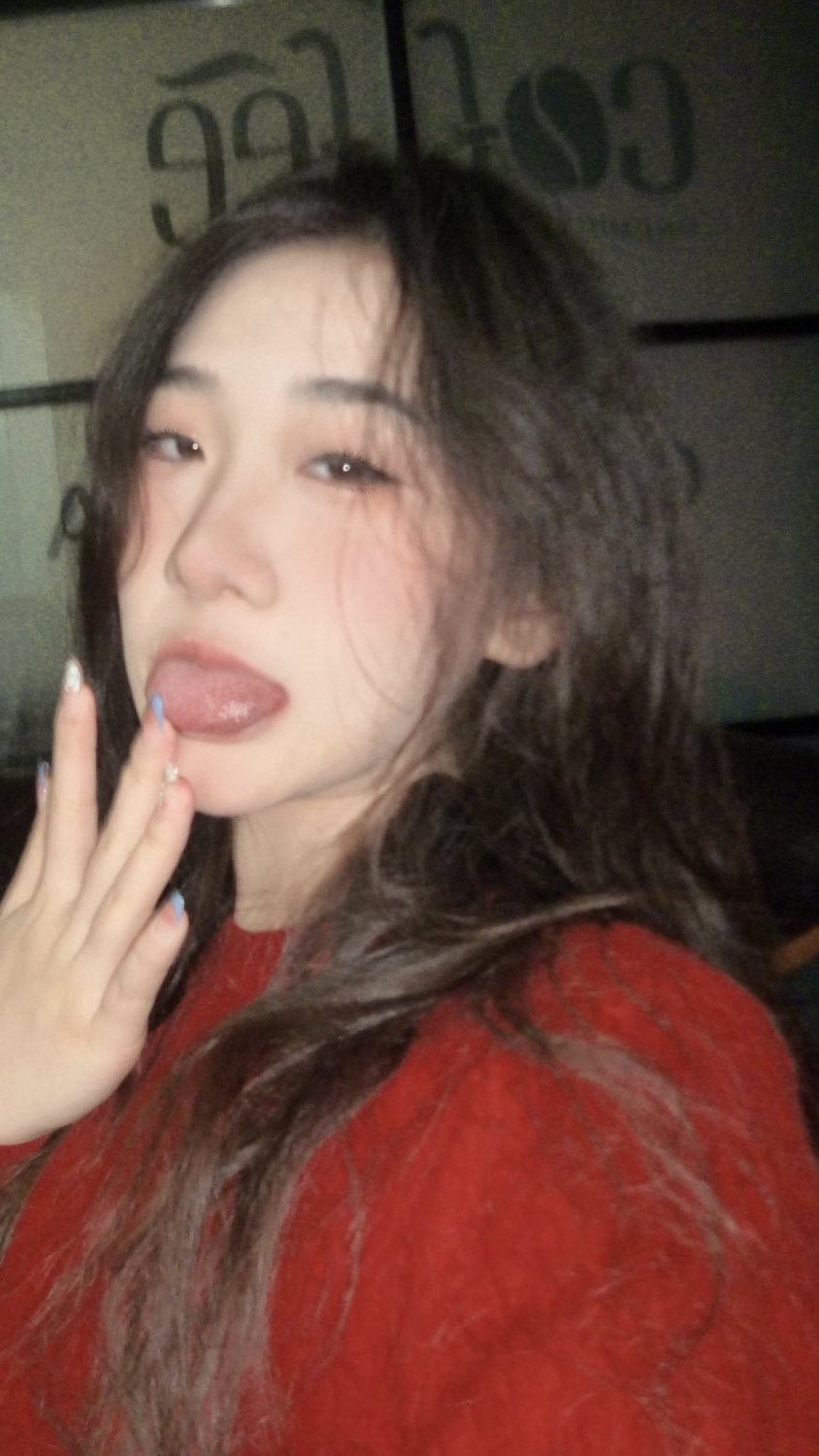 Sexy Chinese Babe Strips And Smiles For The Cam 49