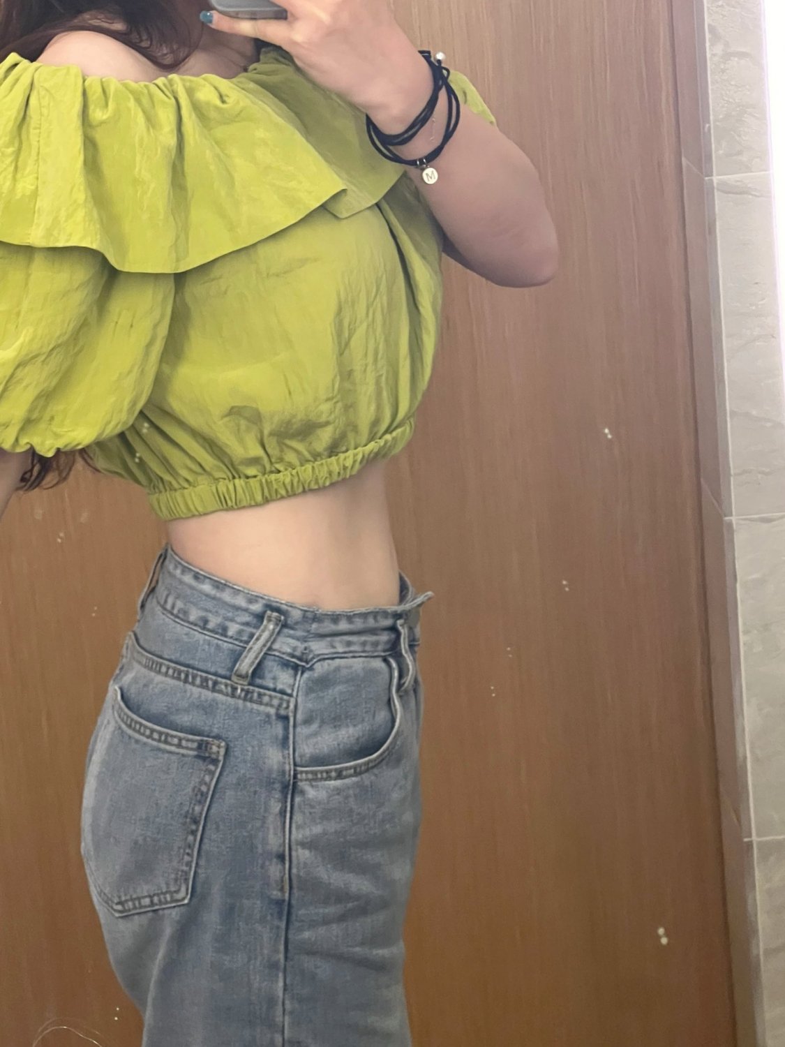 Sexy Chinese Babe Strips And Smiles For The Cam 57