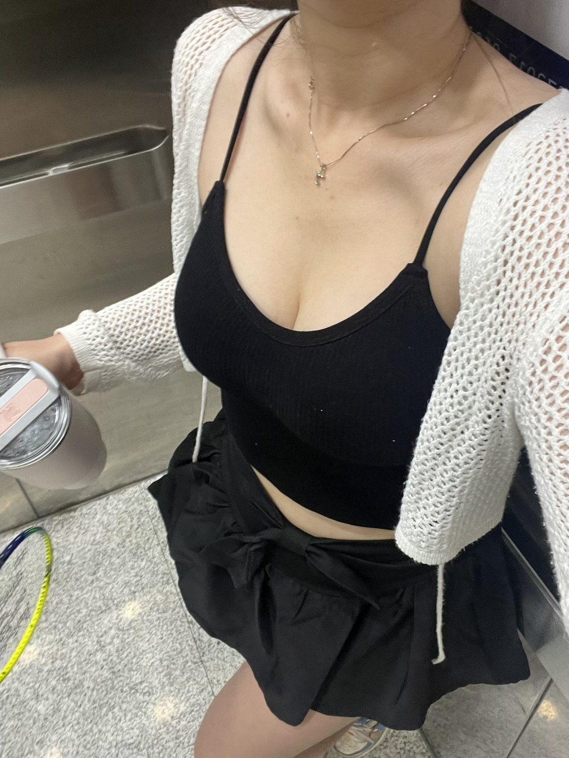 Sexy Chinese Babe Strips And Smiles For The Cam 60