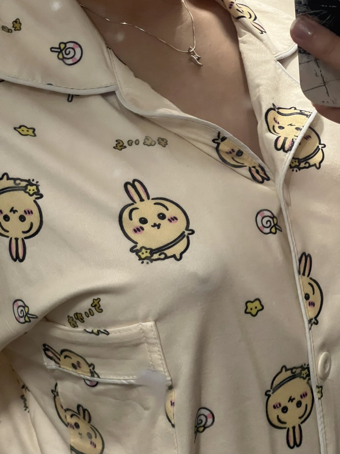 Sexy Chinese Babe Strips And Smiles For The Cam 63