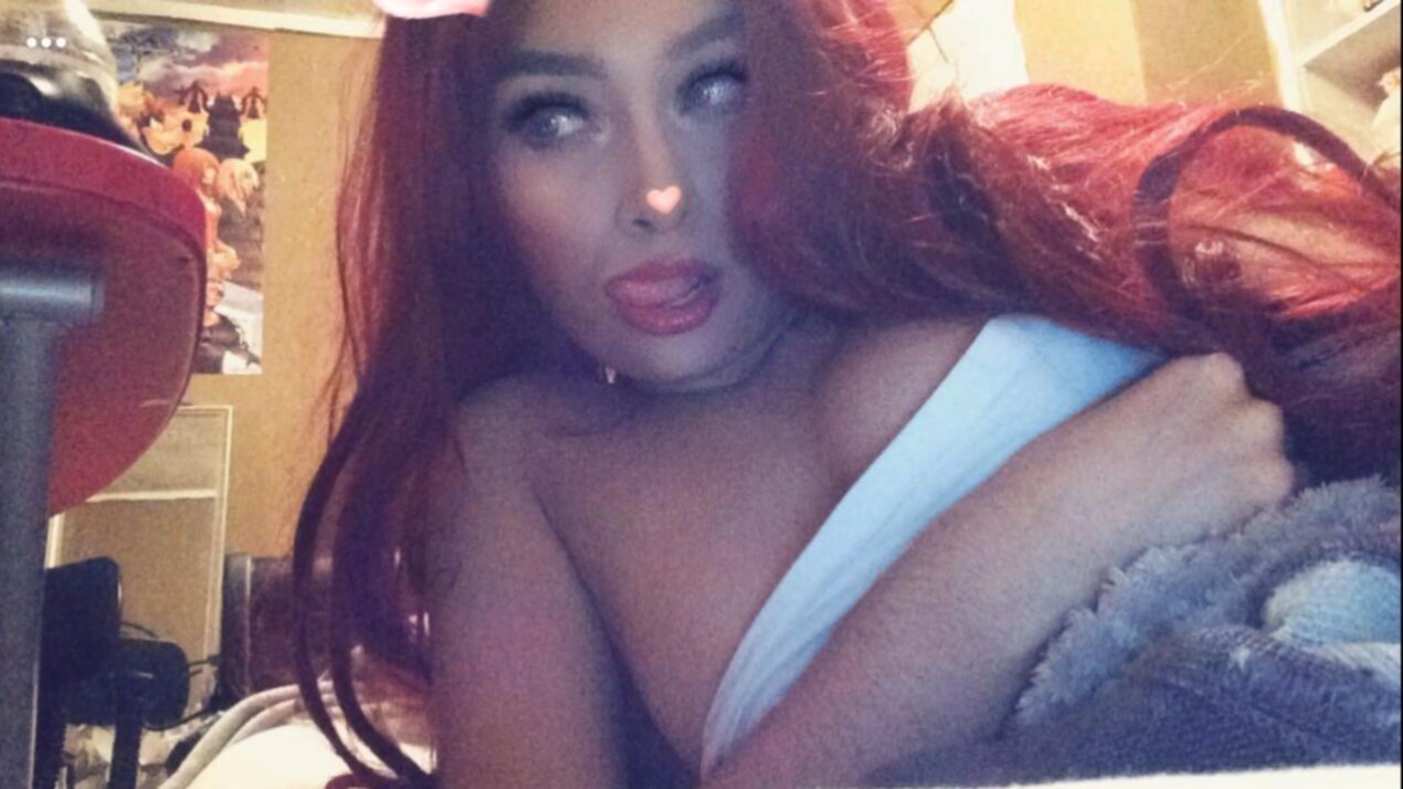 Michelle 22: Hot Asian MILF Teases With Her Eyes 20