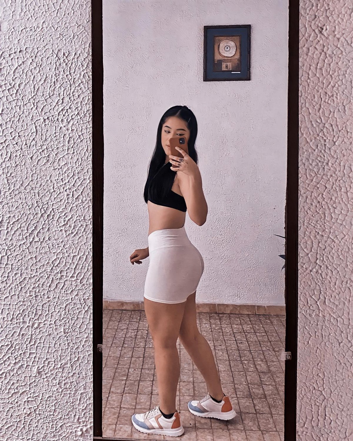 Bolivian Cutie Takes A Sultry Selfie For You 6