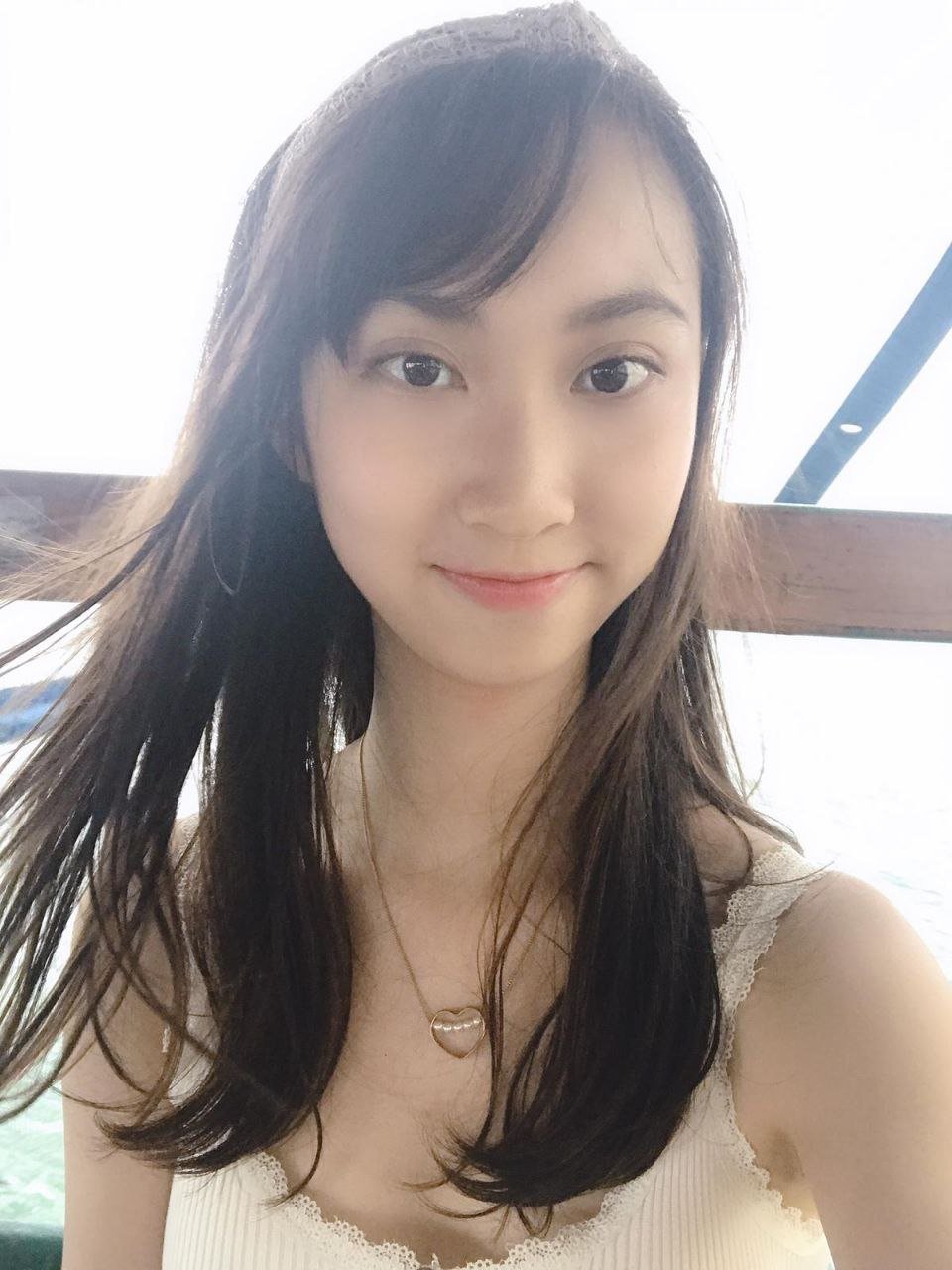 Leaked Japanese Girl Shows Off Her Soft Curves 4