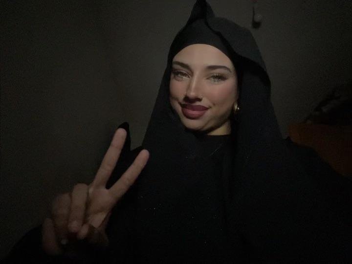 şişman arka kapısı açık başörtülü fahişe tele:yesoviet 2