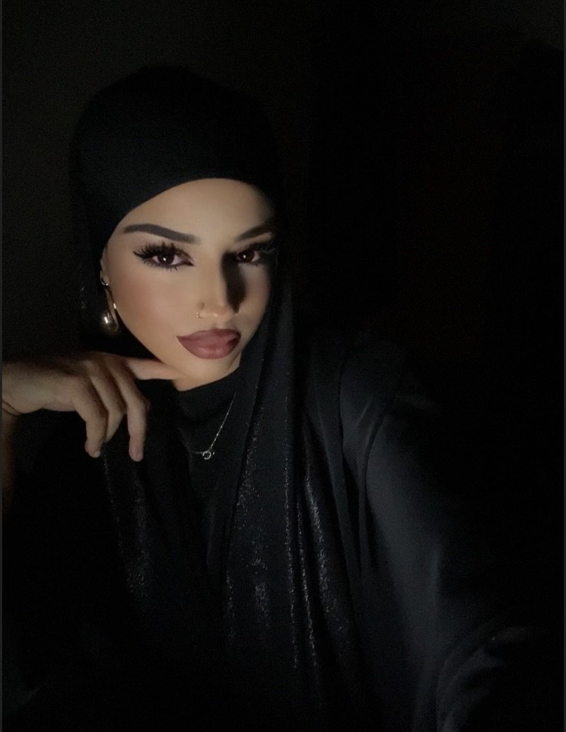 şişman arka kapısı açık başörtülü fahişe tele:yesoviet 8