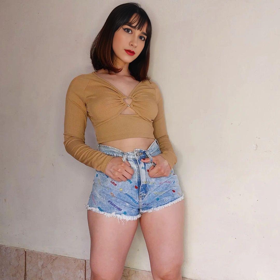Mariana br - Dança 7