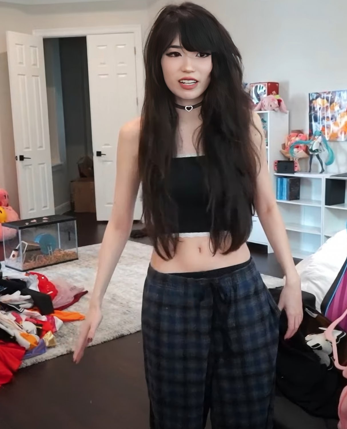 Sexy Asian Brunette Gamer Girl Emi Ready To Play 91