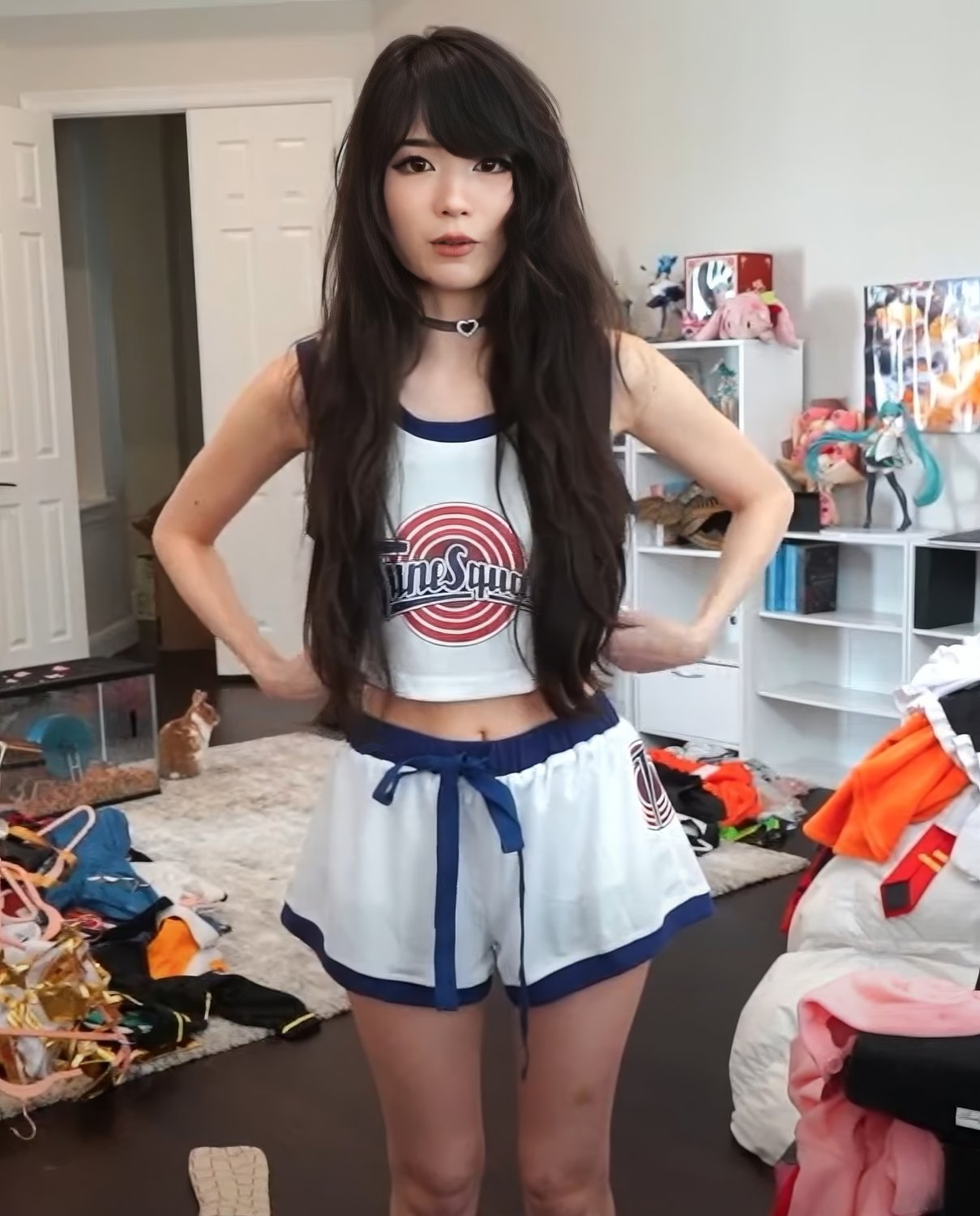 Sexy Asian Brunette Gamer Girl Emi Ready To Play 92