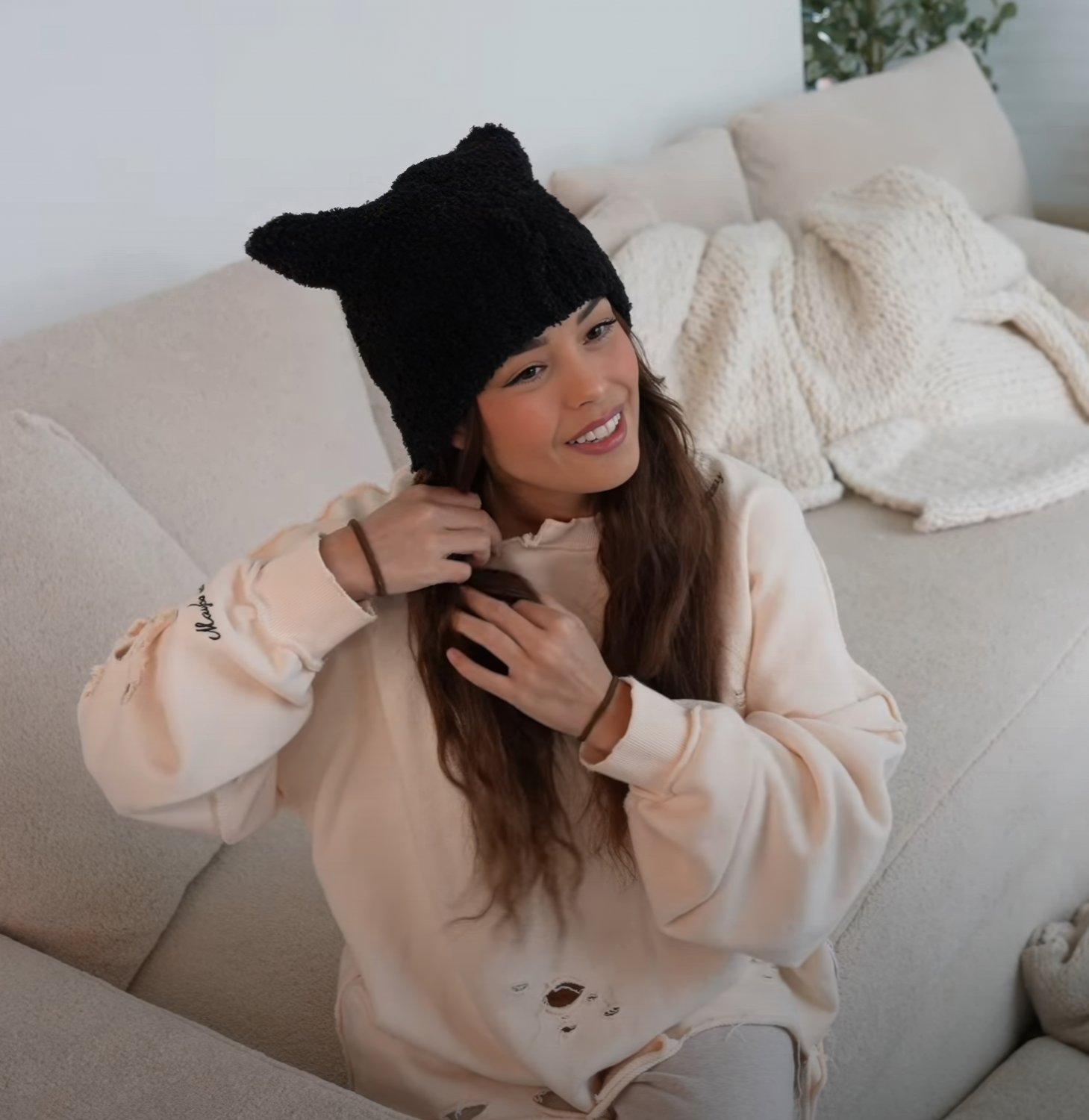 Cute German-Asian Babe Rae Gets Wild 77