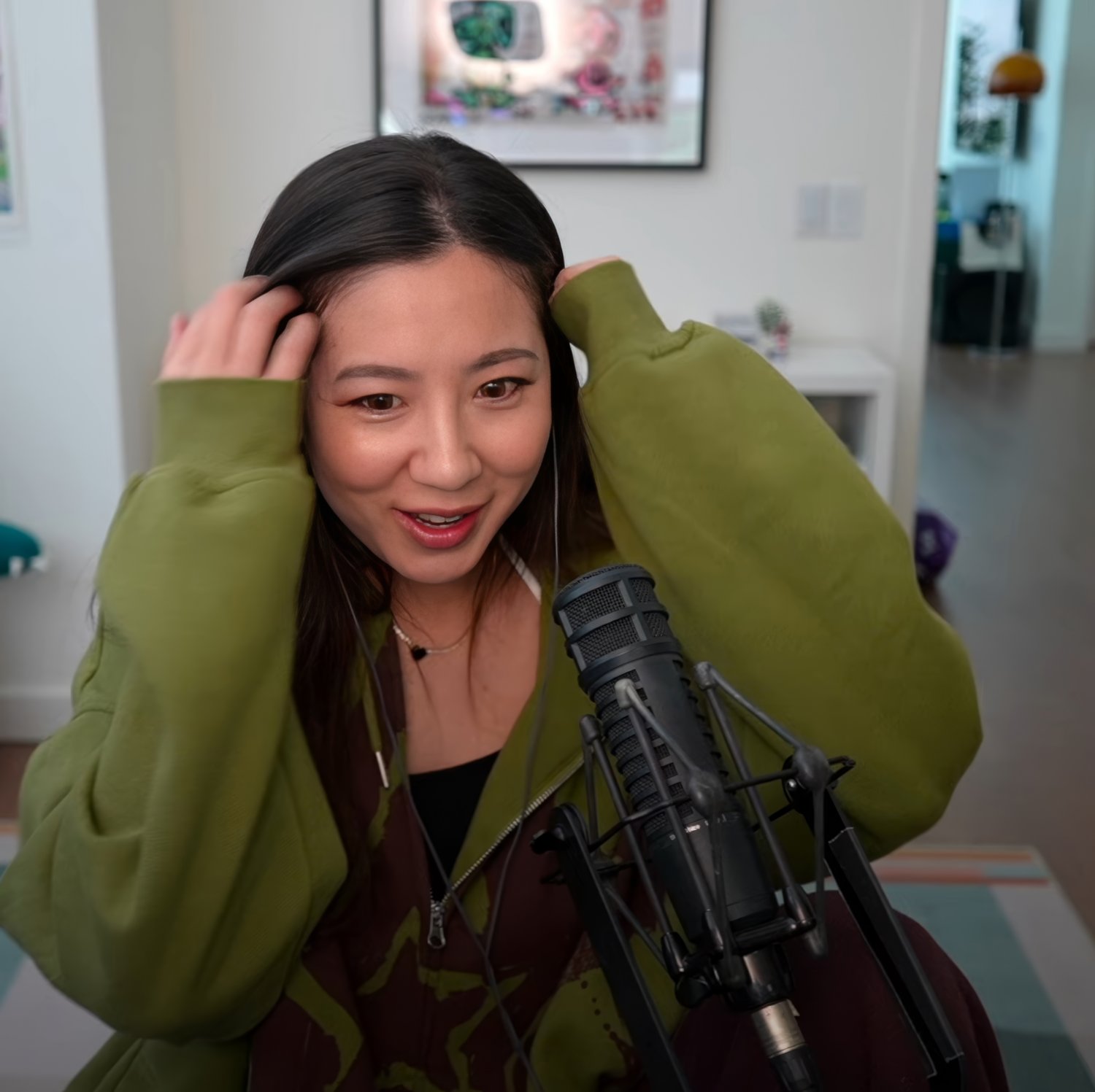 Long-Haired Asian Cutie Fuslie Teases In Amateur Clip 30