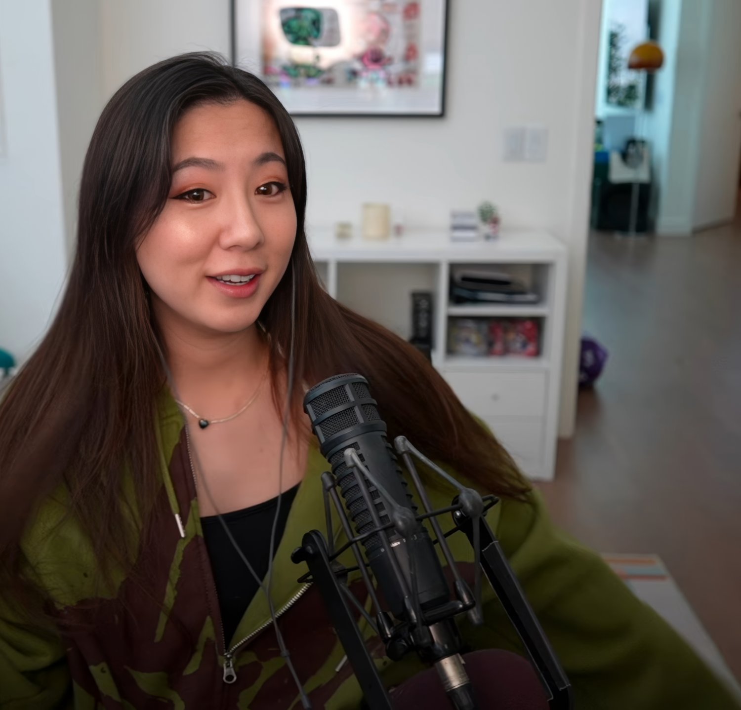 Long-Haired Asian Cutie Fuslie Teases In Amateur Clip 34