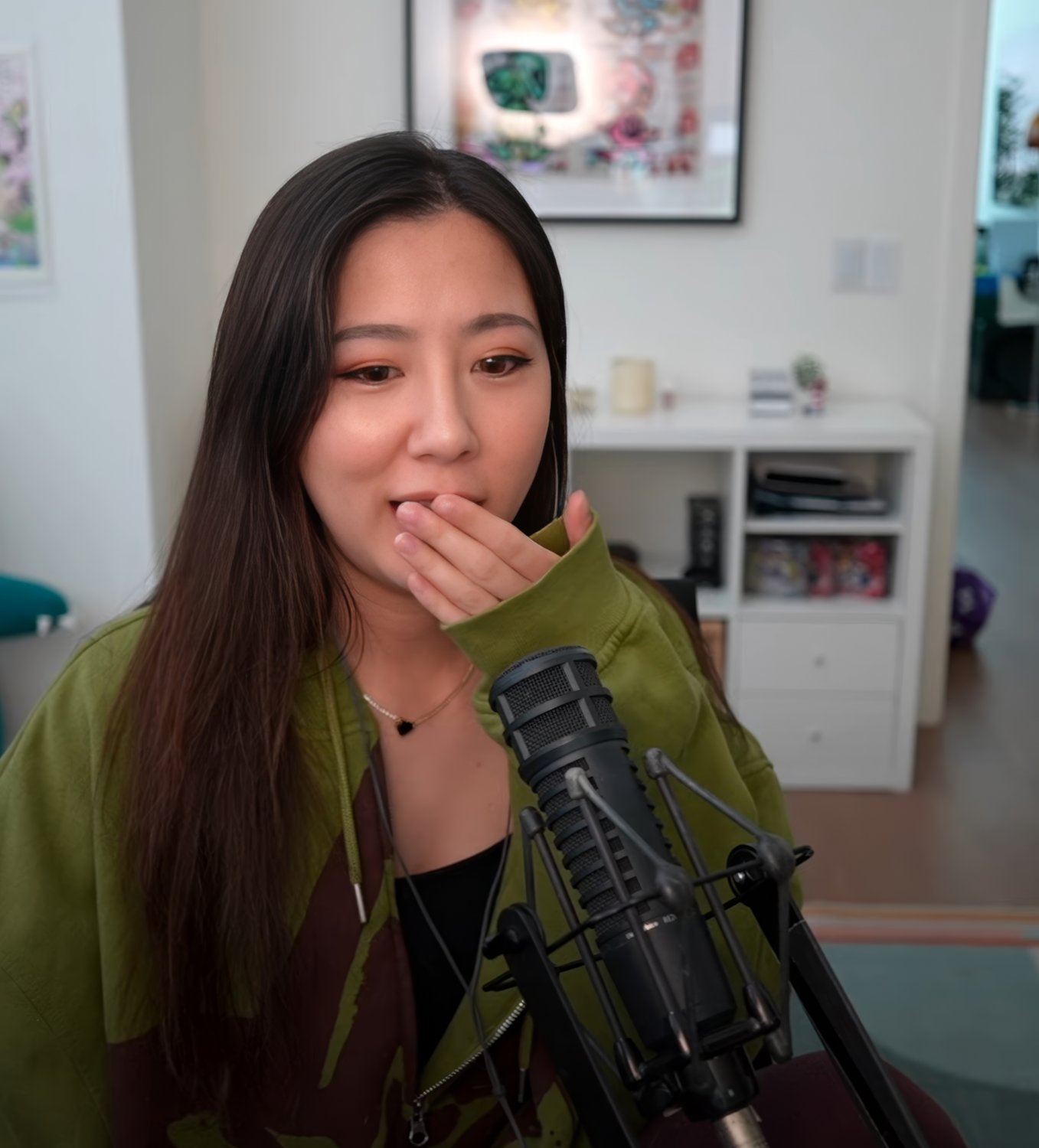 Long-Haired Asian Cutie Fuslie Teases In Amateur Clip 38