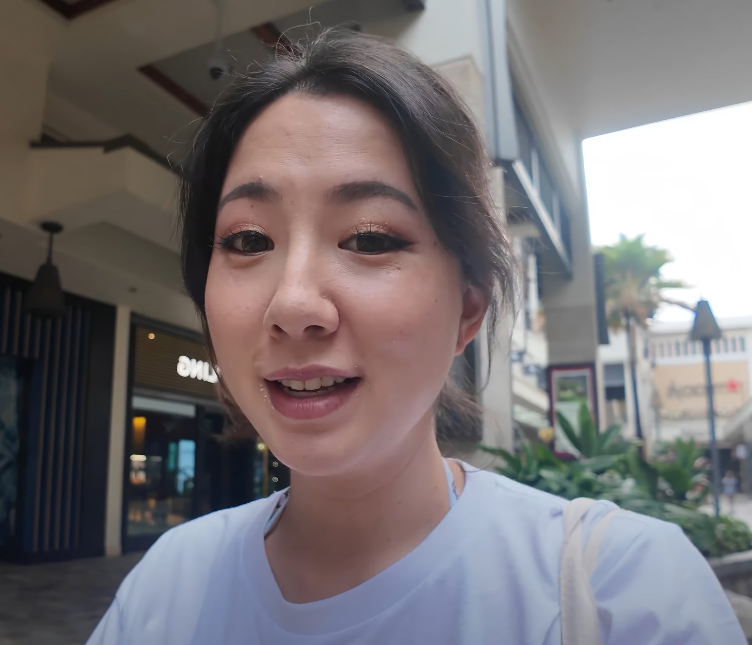 Long-Haired Asian Cutie Fuslie Teases In Amateur Clip 45