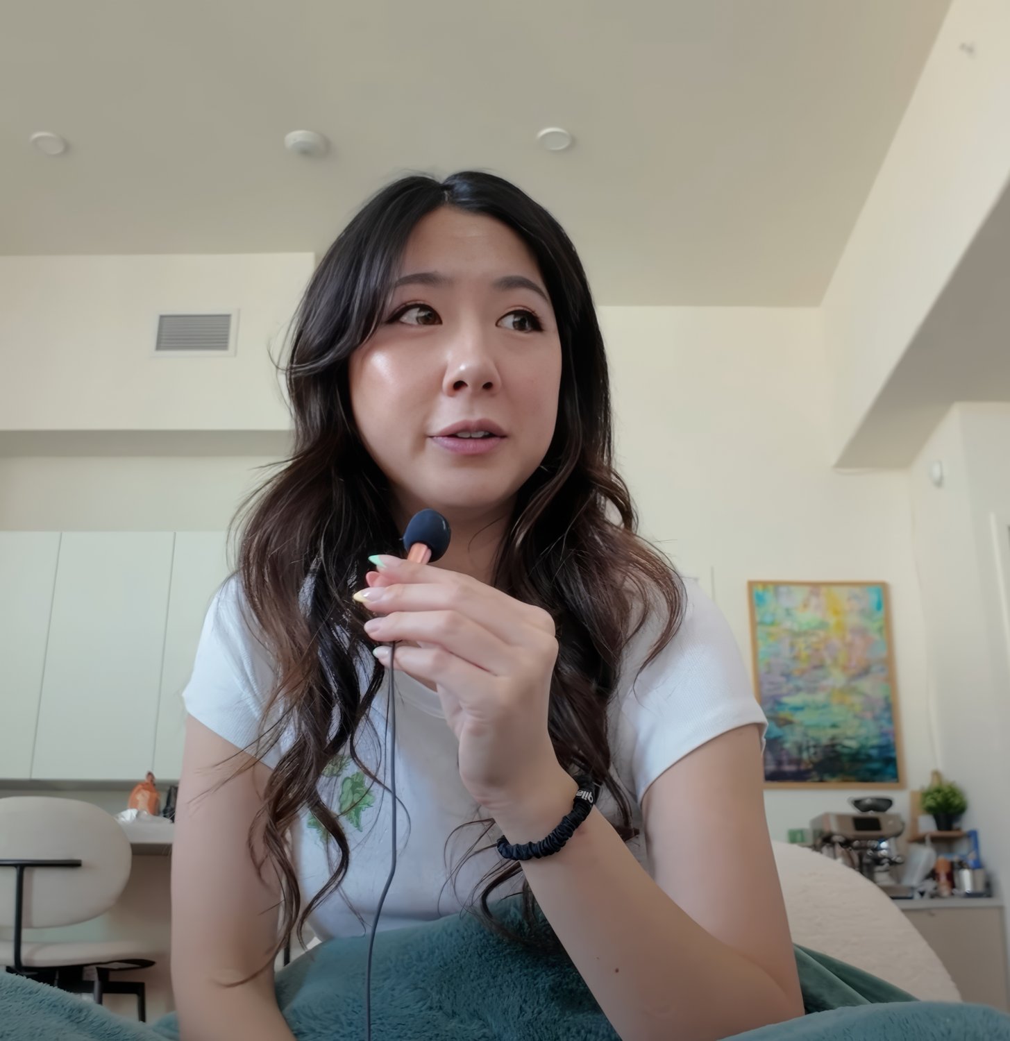 Long-Haired Asian Cutie Fuslie Teases In Amateur Clip 50