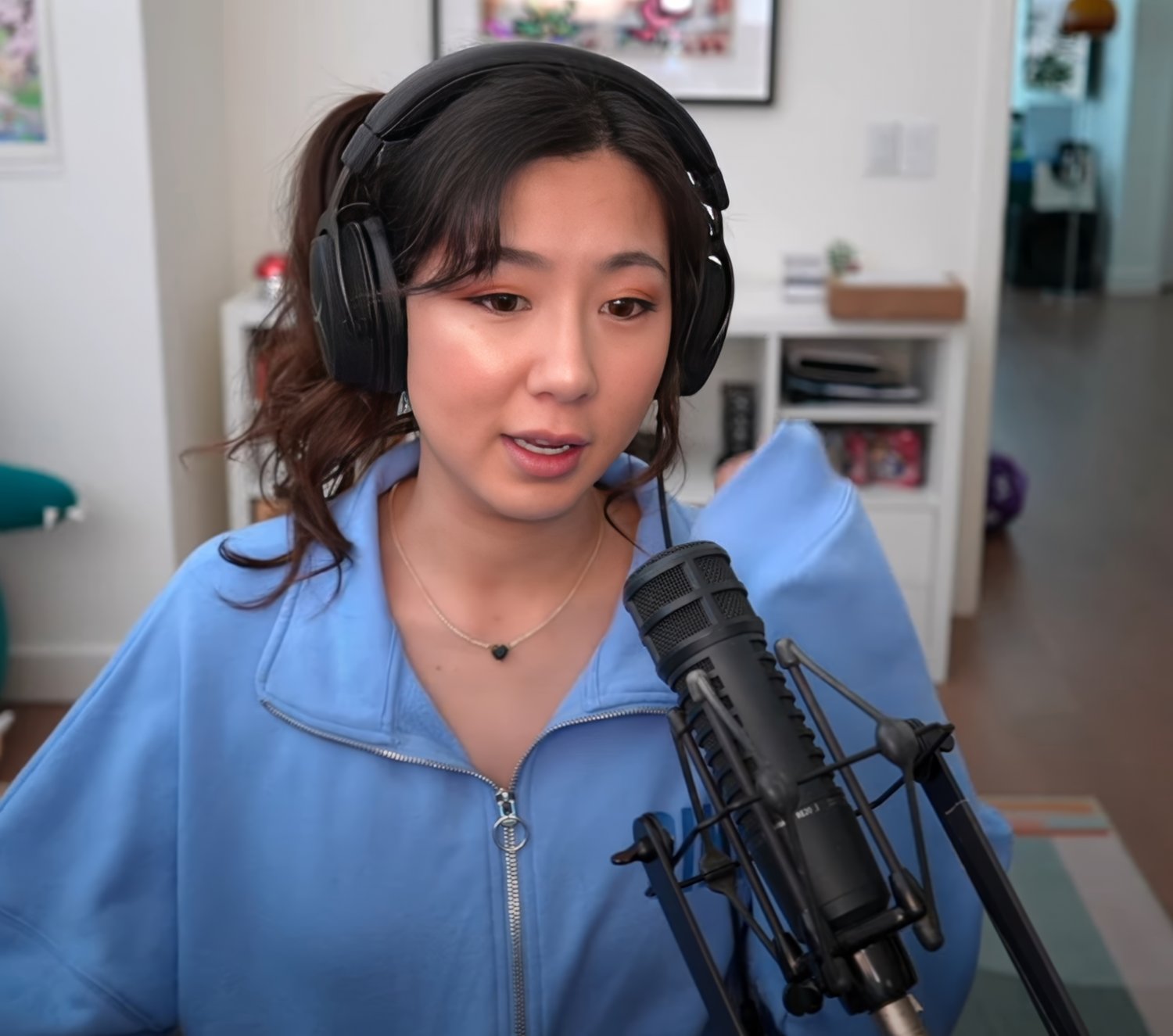 Long-Haired Asian Cutie Fuslie Teases In Amateur Clip 63