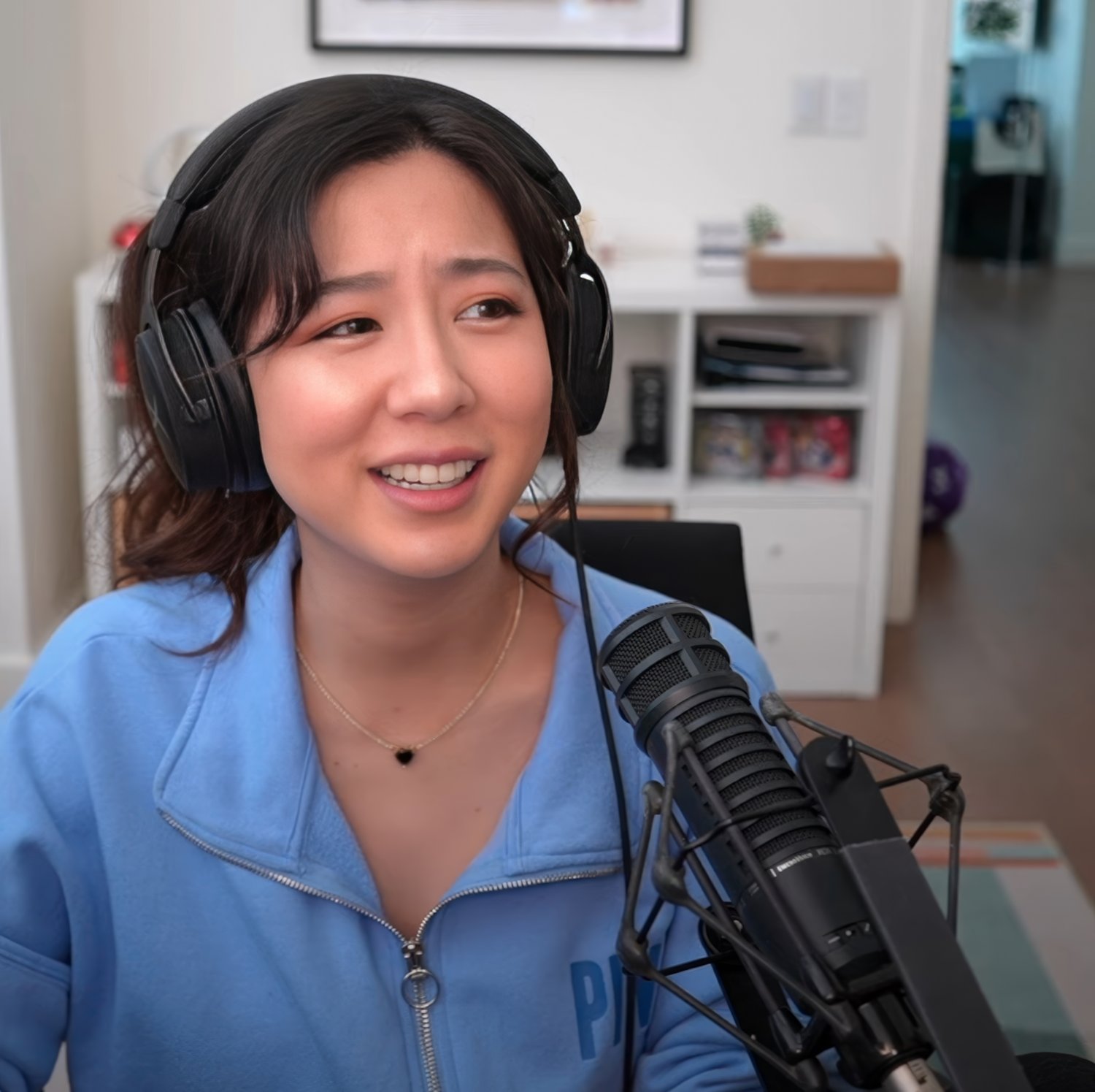Long-Haired Asian Cutie Fuslie Teases In Amateur Clip 69