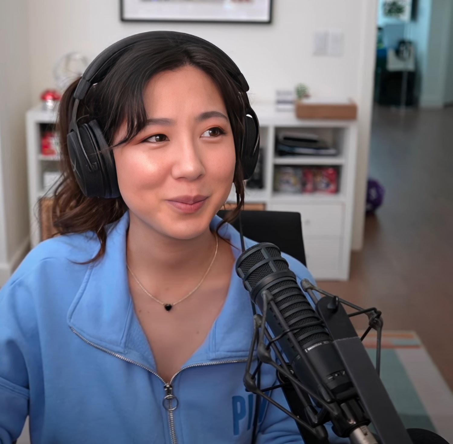 Long-Haired Asian Cutie Fuslie Teases In Amateur Clip 74