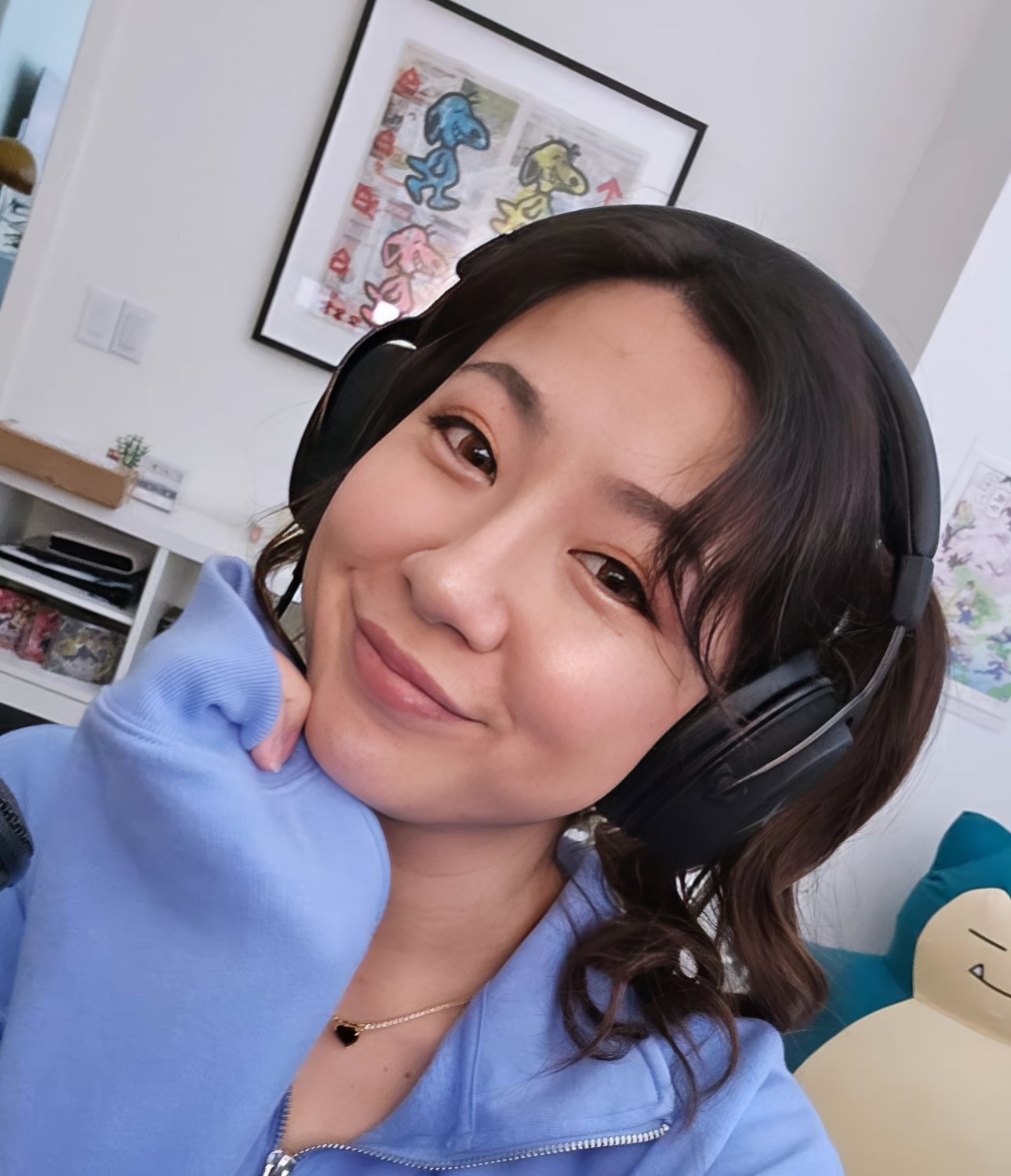 Long-Haired Asian Cutie Fuslie Teases In Amateur Clip 76