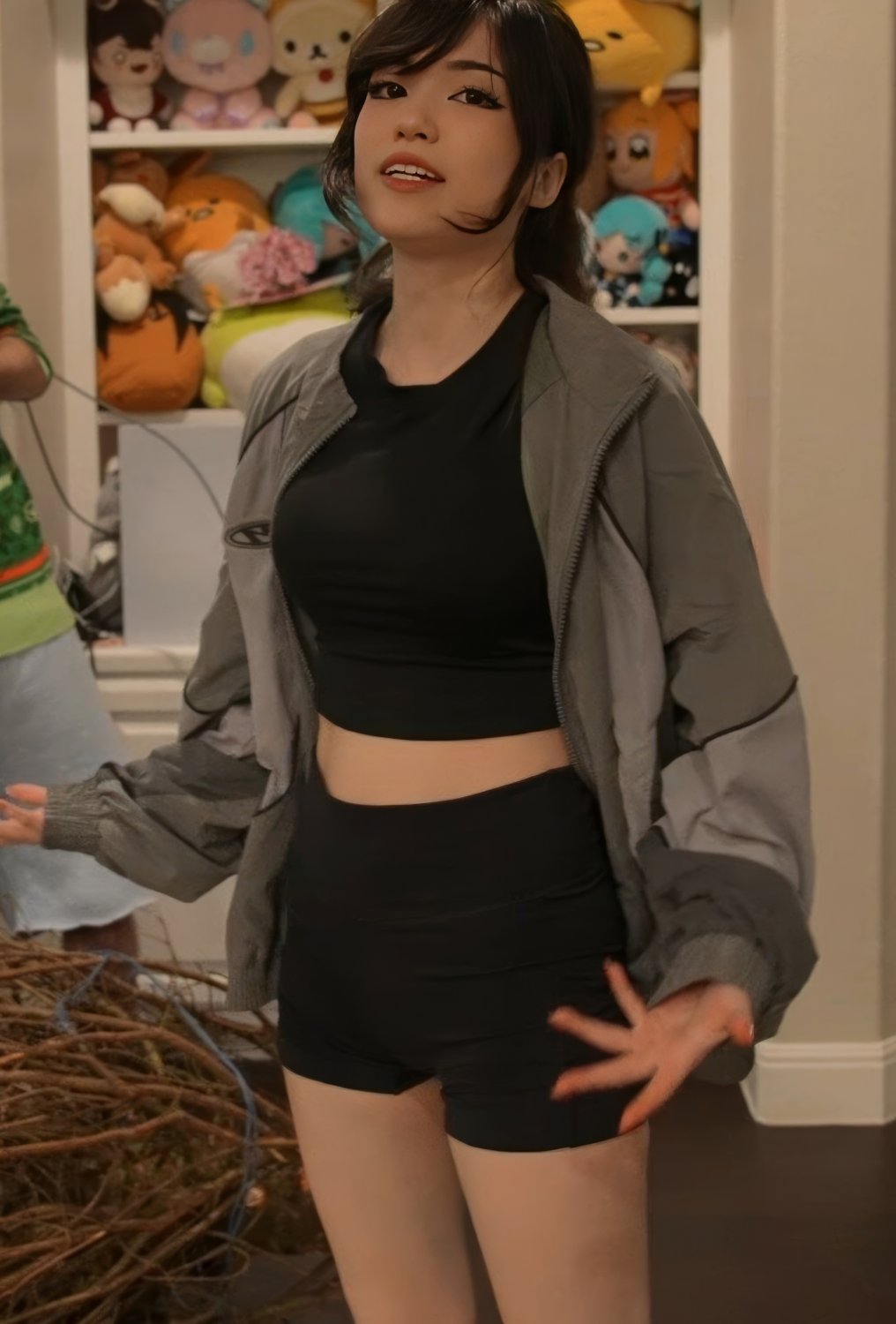 Emi [her ikisi de] 5
