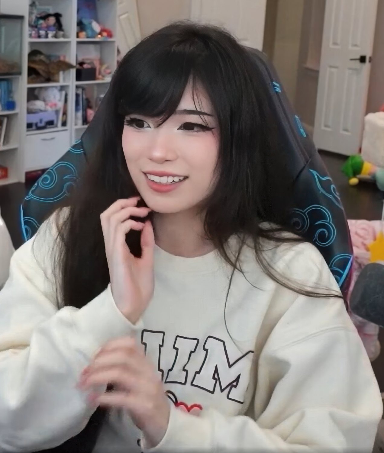 Emi [her ikisi de] 22