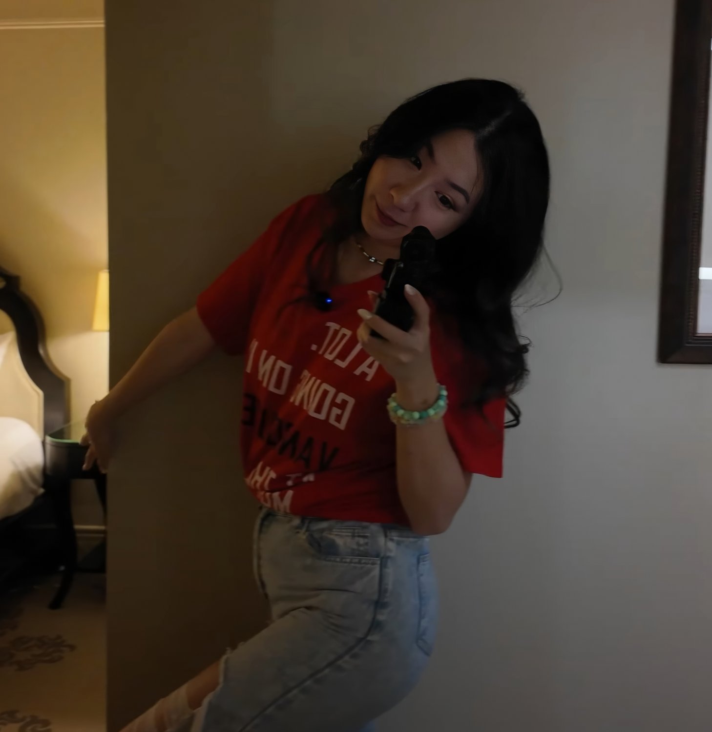 Fuslie Shows Off In Another Hot Amateur Clip 2
