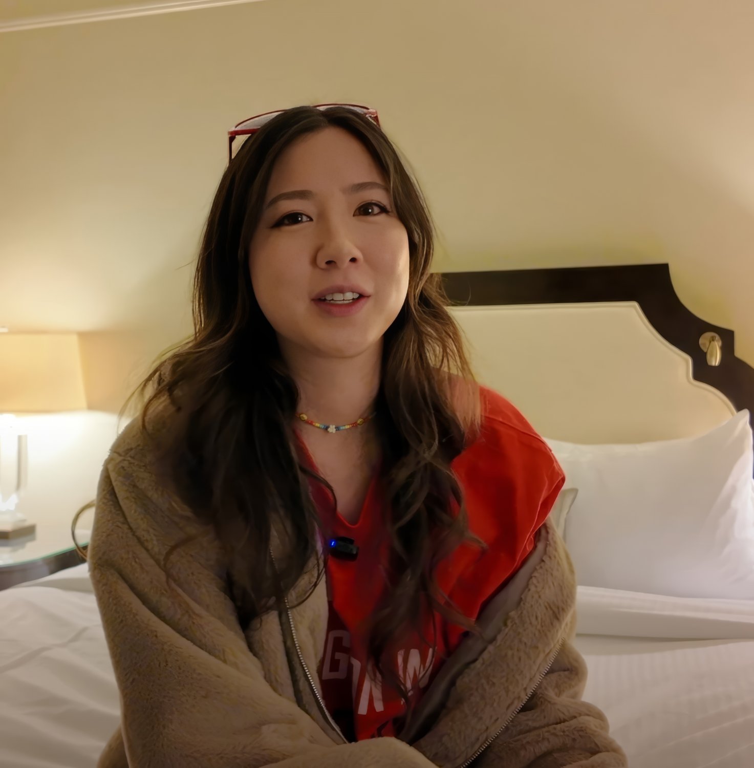 Fuslie Shows Off In Another Hot Amateur Clip 3