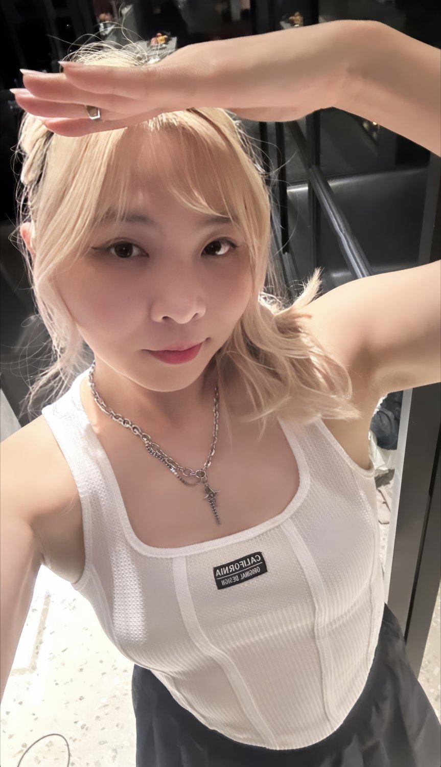 Yvonne 1