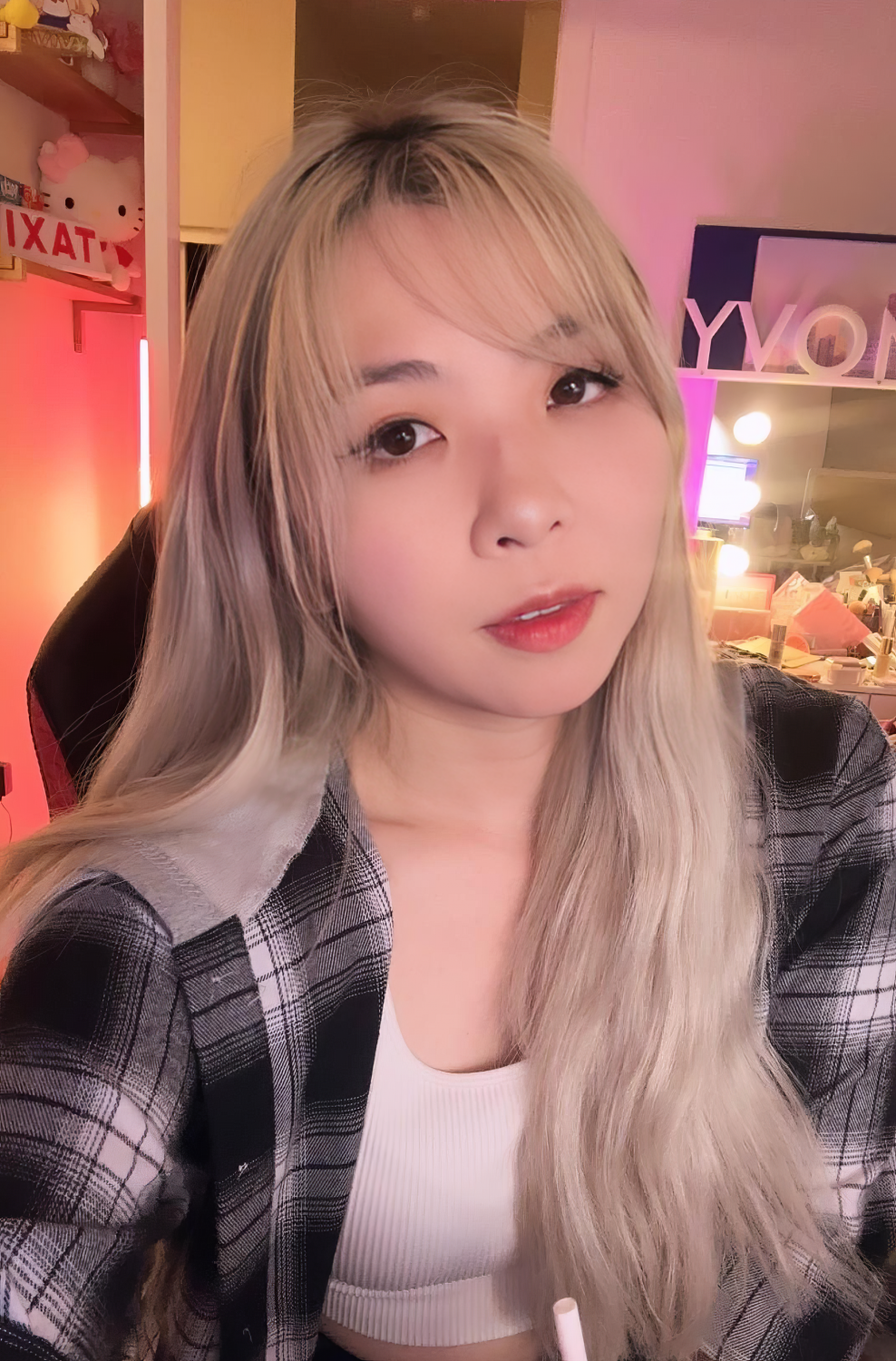 Yvonne 3