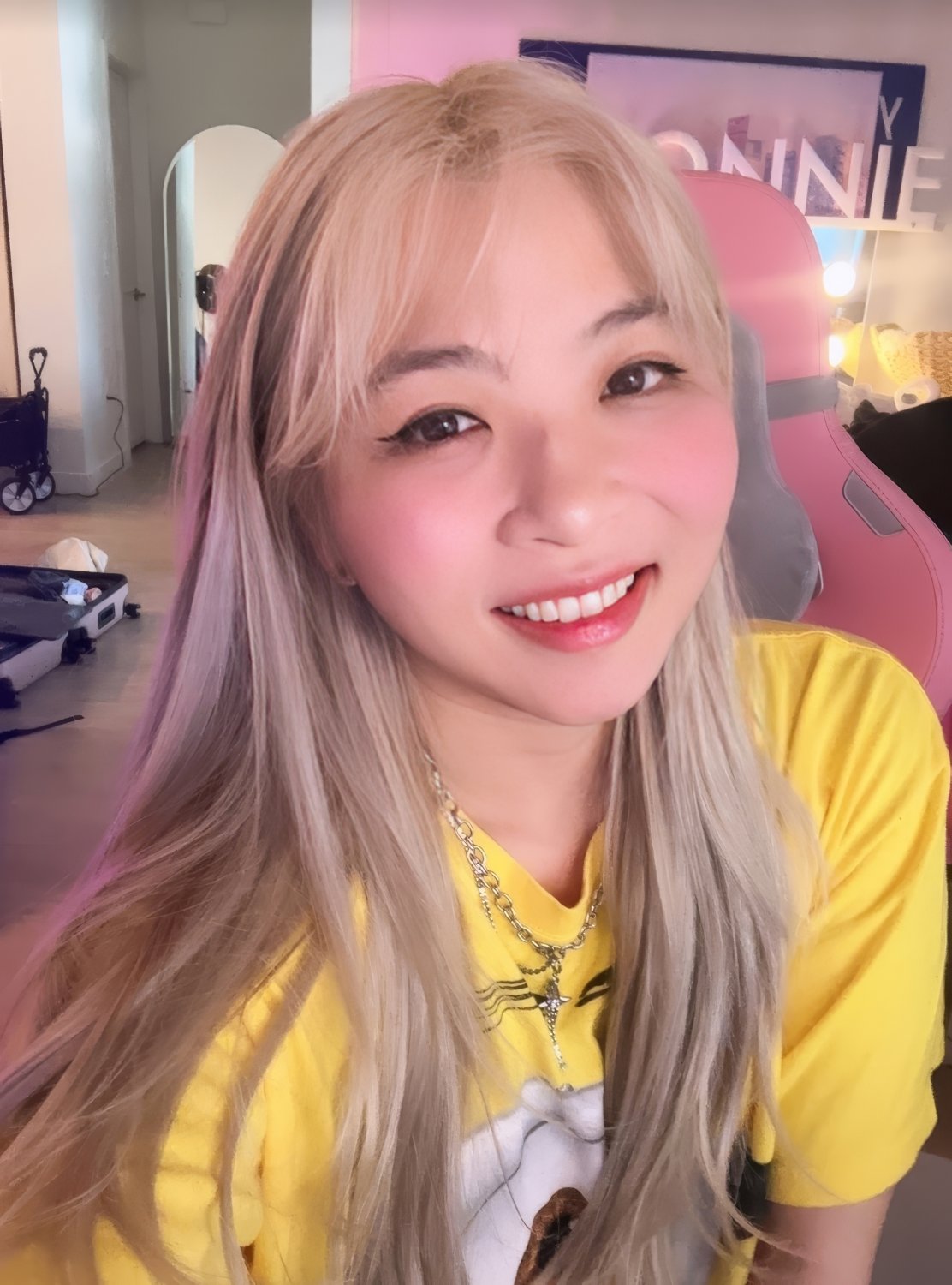 Yvonne 17