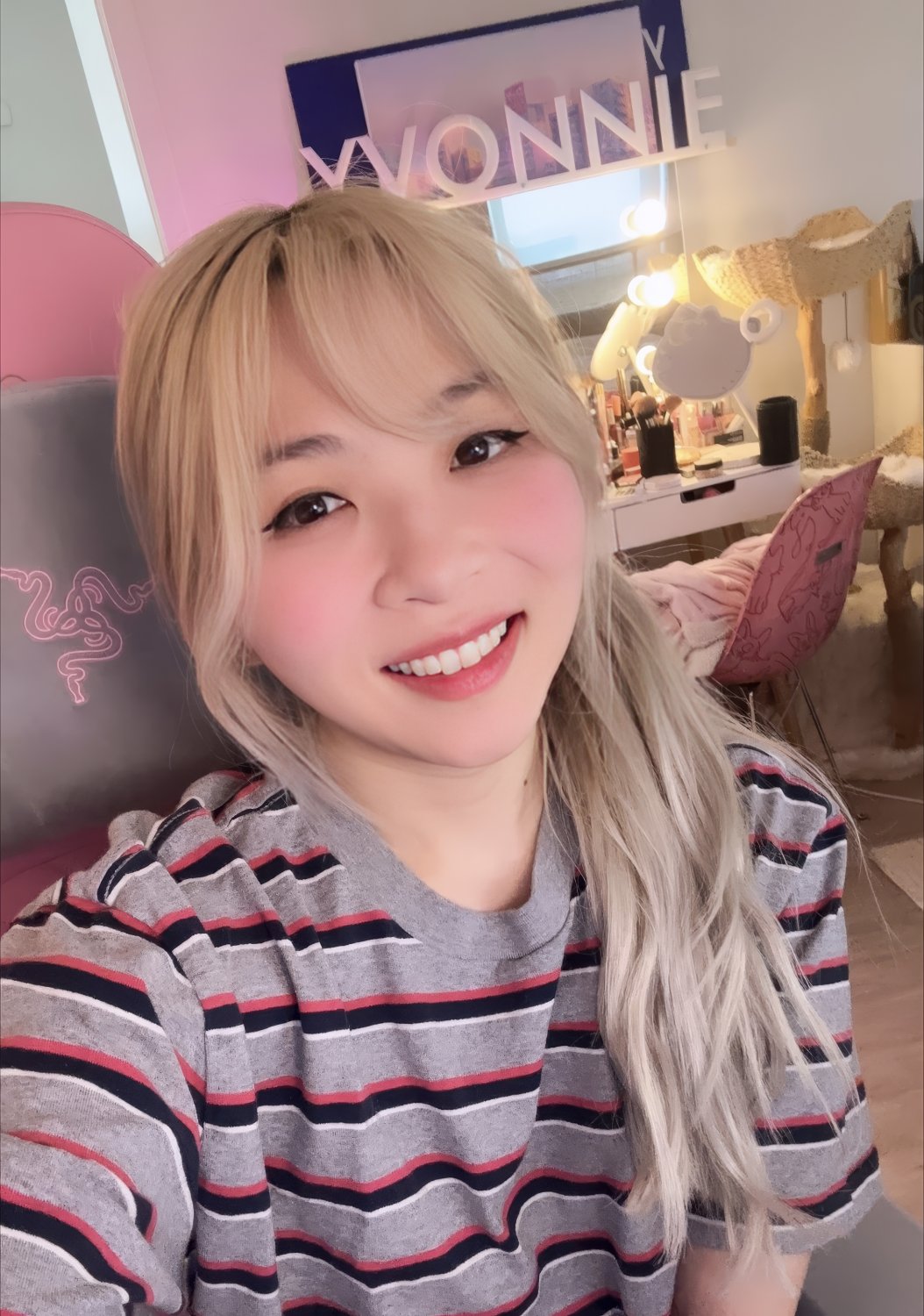 Yvonne 19