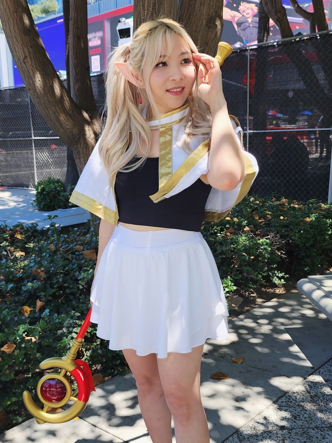 Yvonne 26