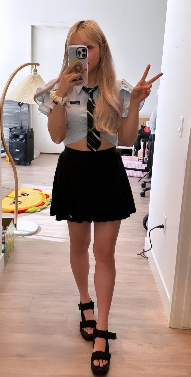 Yvonne 30