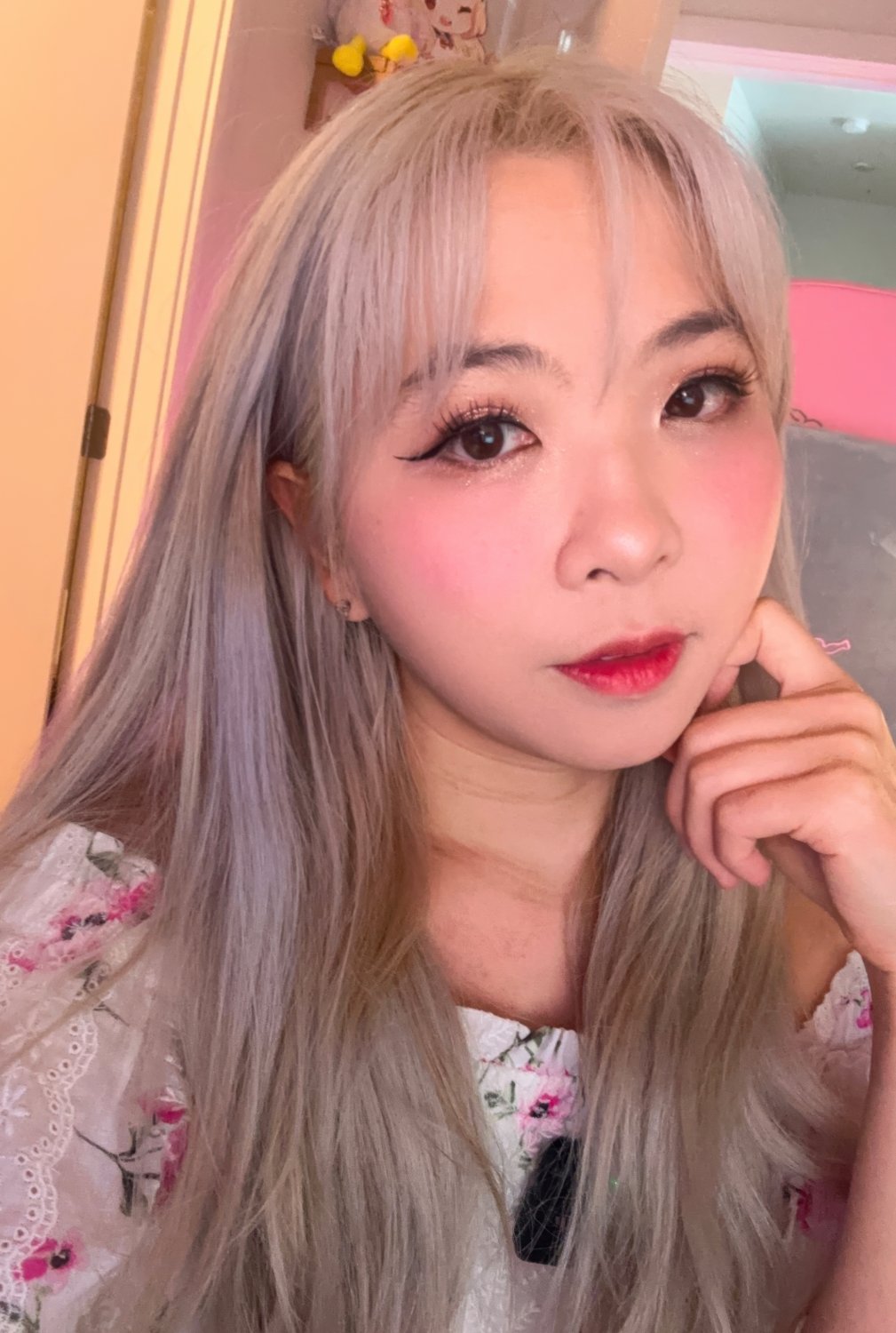 Yvonne 39