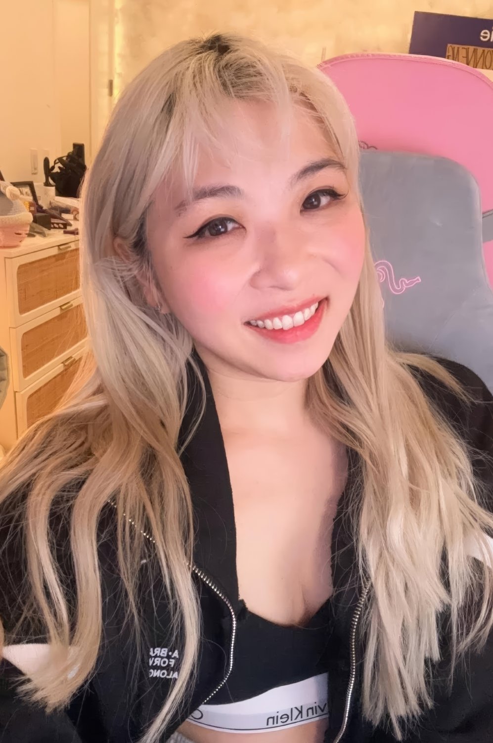 Yvonne 47