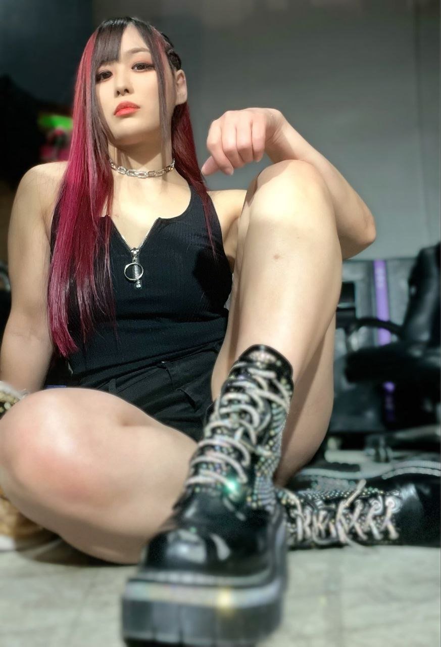 Iyo Sky (Io Shirai) Wrestling Hooker WWE 10