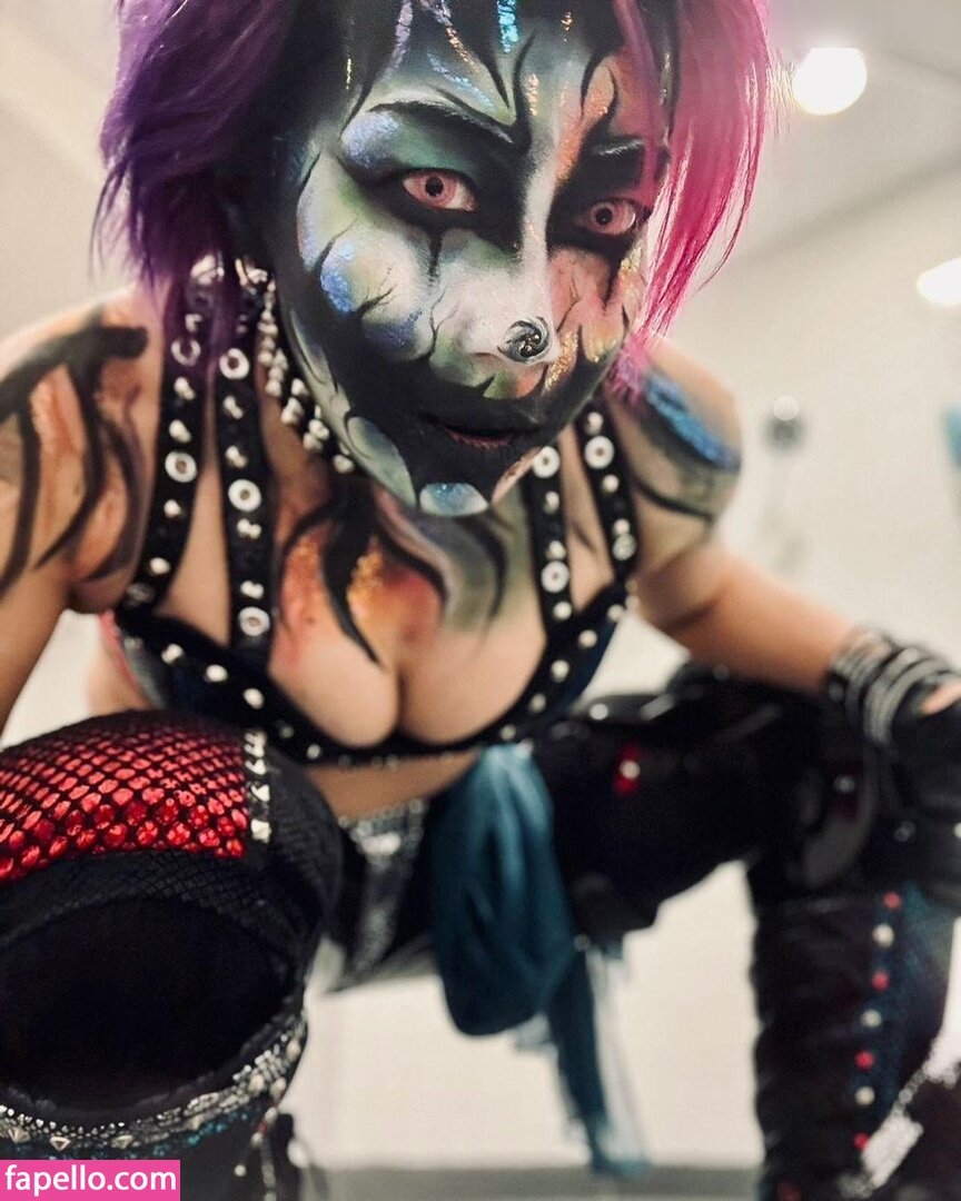 💦 Stasera mi masturberò e sborrerò come un pervertito con "Asuka" della WWE! 💦 11