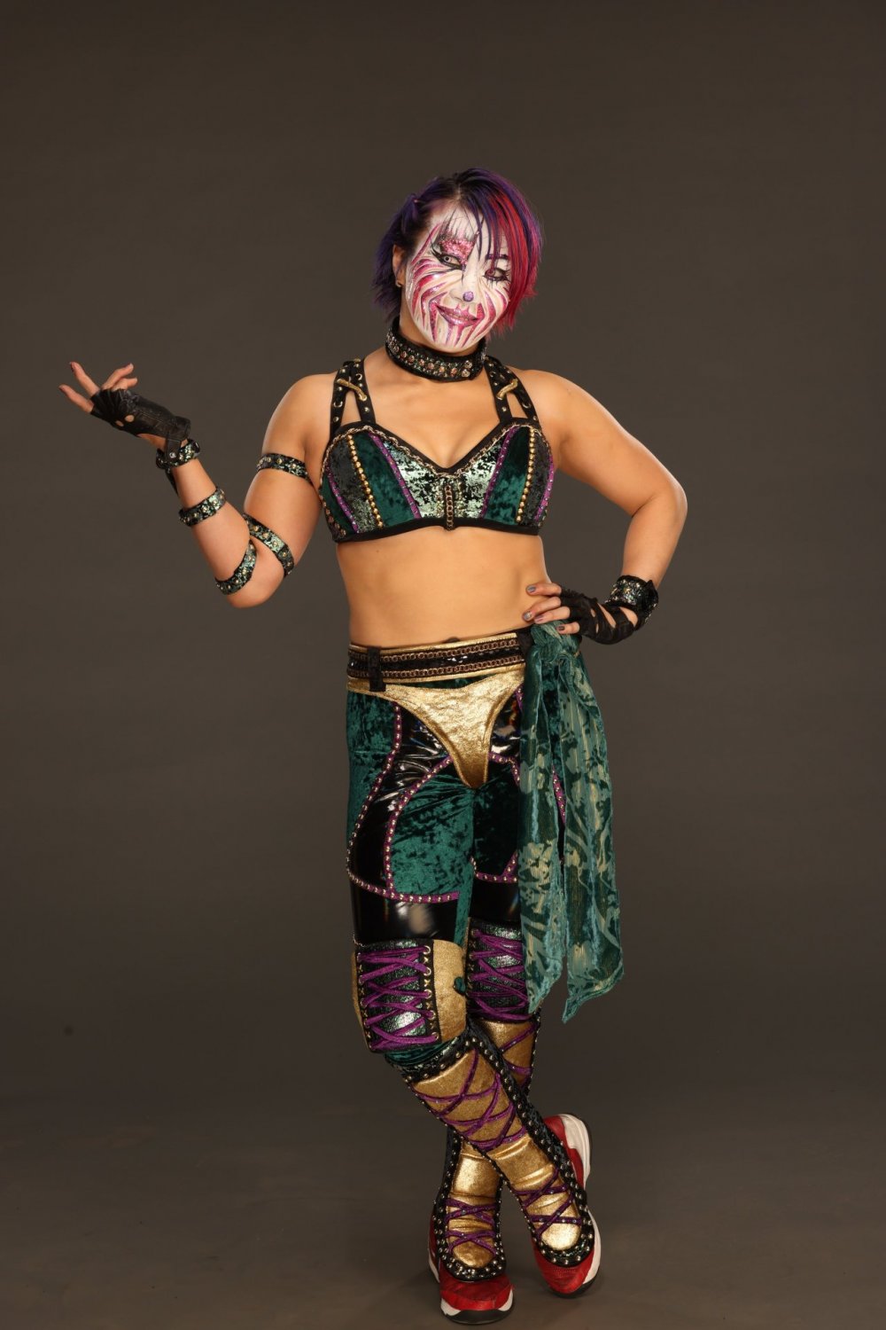 💦 Stasera mi masturberò e sborrerò come un pervertito con "Asuka" della WWE! 💦 47
