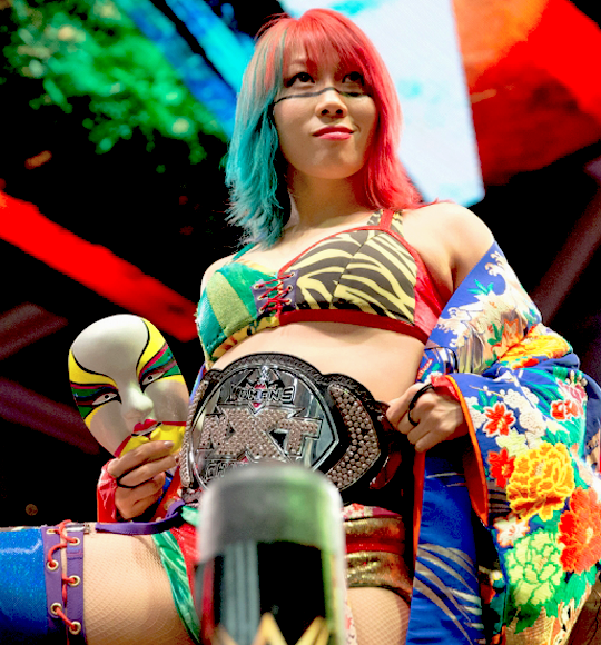 💦 Stasera mi masturberò e sborrerò come un pervertito con "Asuka" della WWE! 💦 58