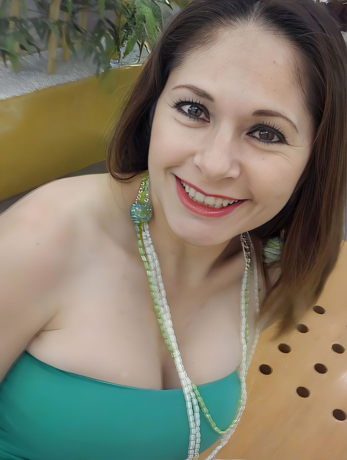 Mature Babe With Big Tits And Fat Ass Gets Wild 19