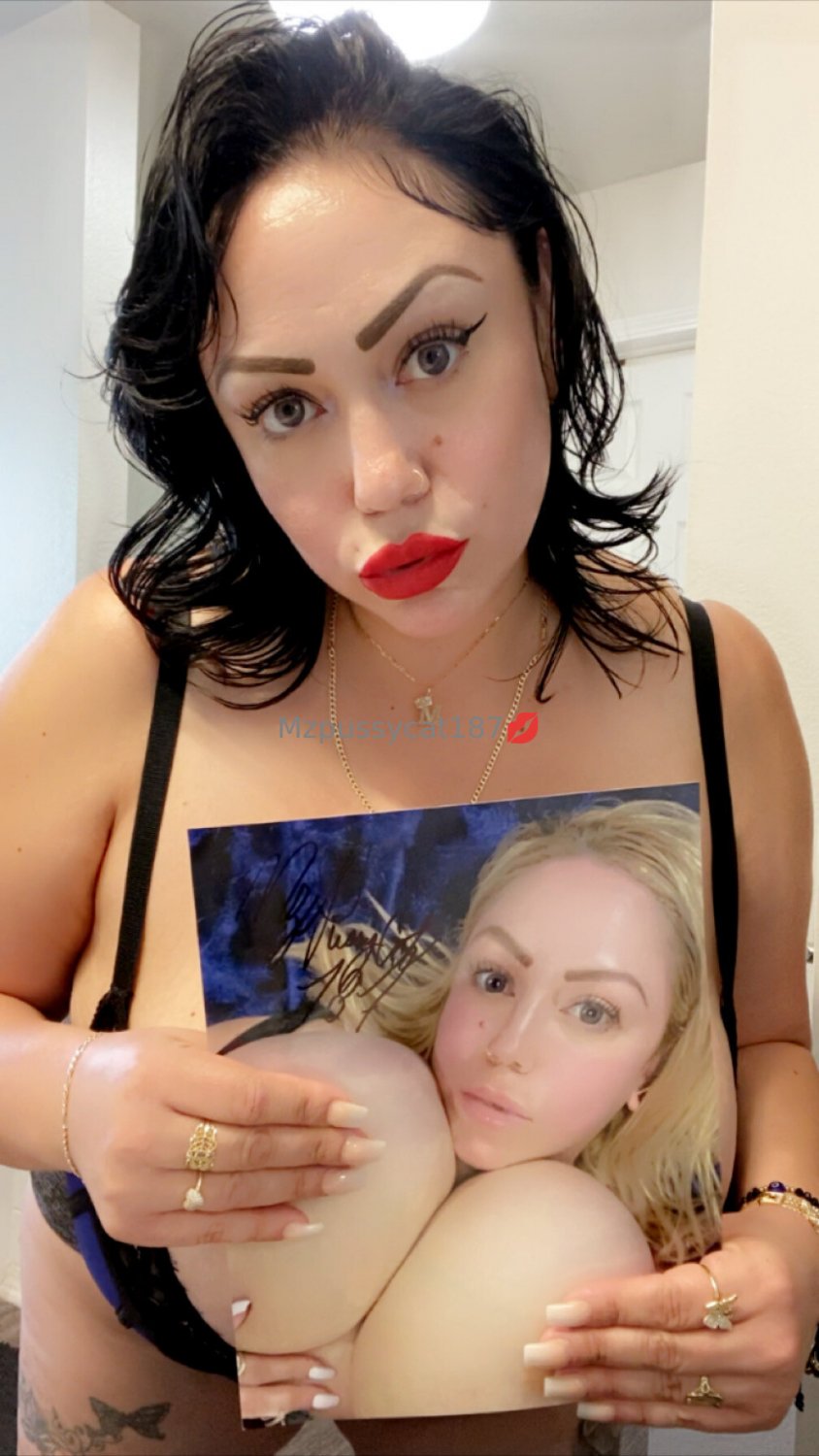 Big Tits MILF Ready To Play ɯzdnssʎɔɐʇƖ8ㄥ 6