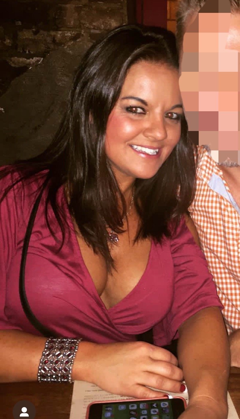 Il filmato G G W che questa moglie spera che suo marito non veda mai 12