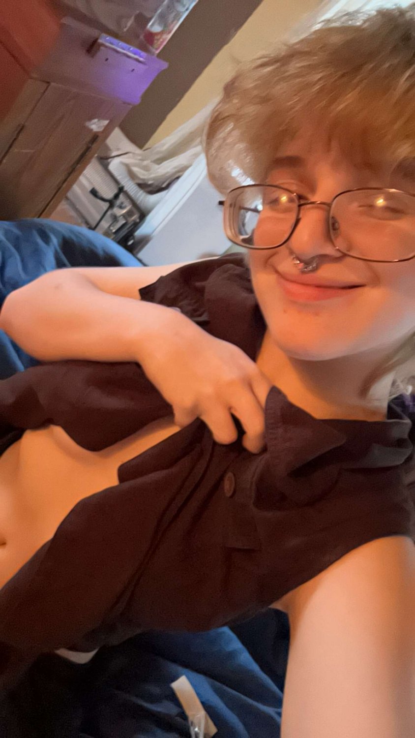 Zar zor yasal 18 yaşındaki Alt fahişesi Soren sızdırdı 1