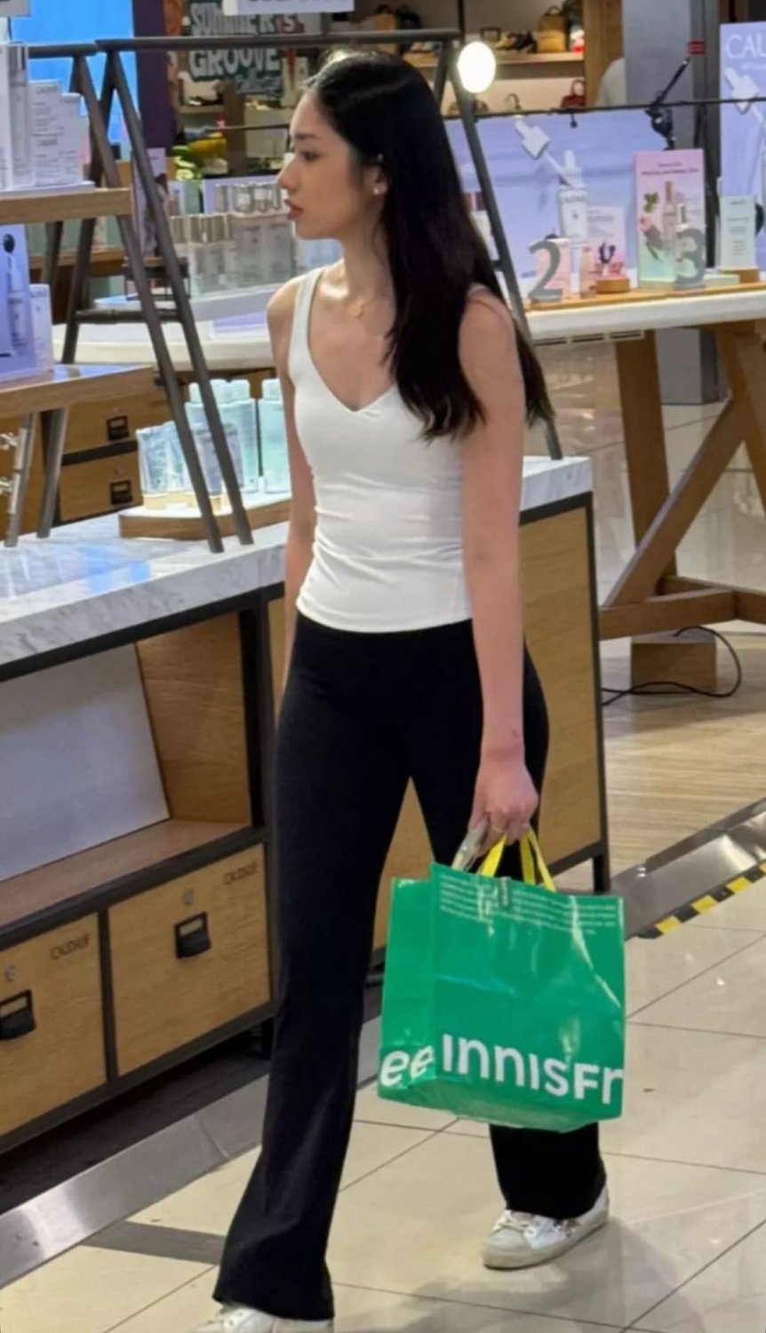 Japanese Cutie Secretly Caught In Public — Creepshot Pt. 3 2