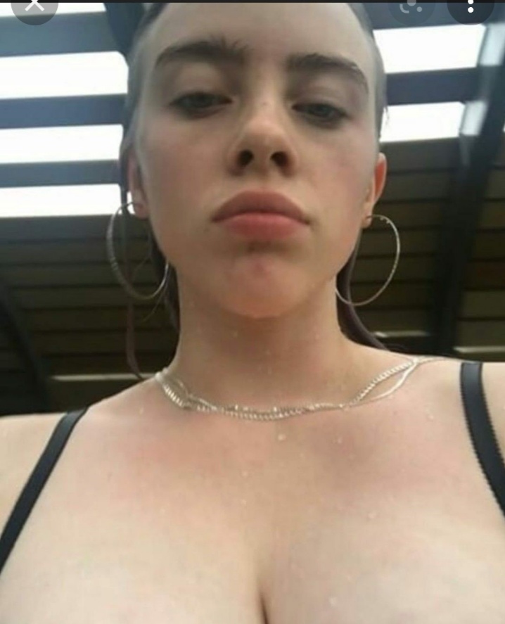 Znana piosenkarka Bellie eliish pijana nago i sekstaśmy pokazała link poniżej 8